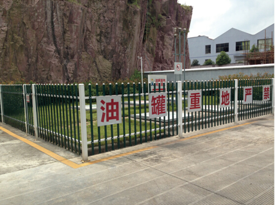 龙湖围墙护栏0604-100-60